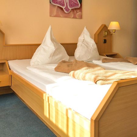 Hotel Zum Lieben Augustin Меерсбург Екстериор снимка