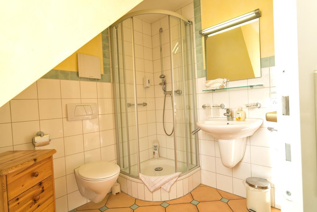 Hotel Zum Lieben Augustin Меерсбург Стая снимка