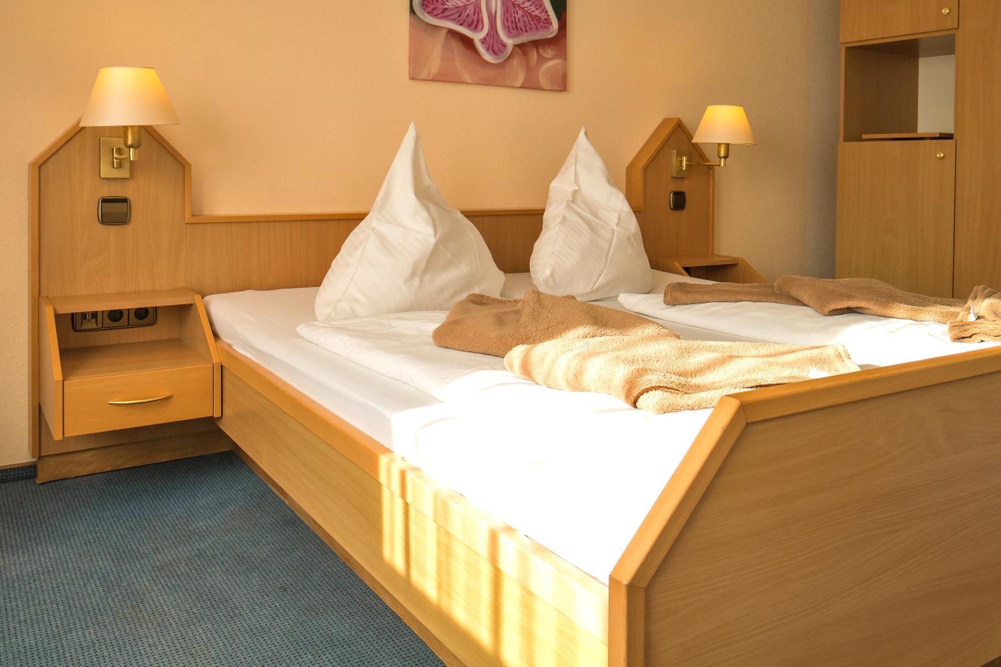 Hotel Zum Lieben Augustin Меерсбург Екстериор снимка