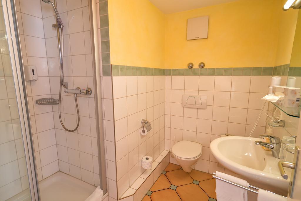 Hotel Zum Lieben Augustin Меерсбург Стая снимка