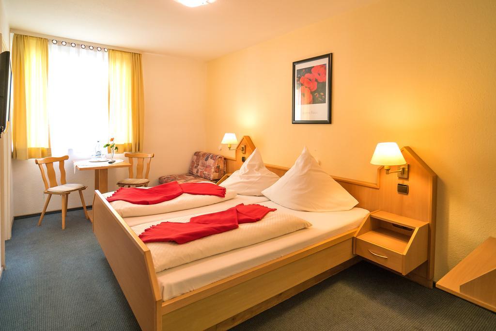 Hotel Zum Lieben Augustin Меерсбург Стая снимка