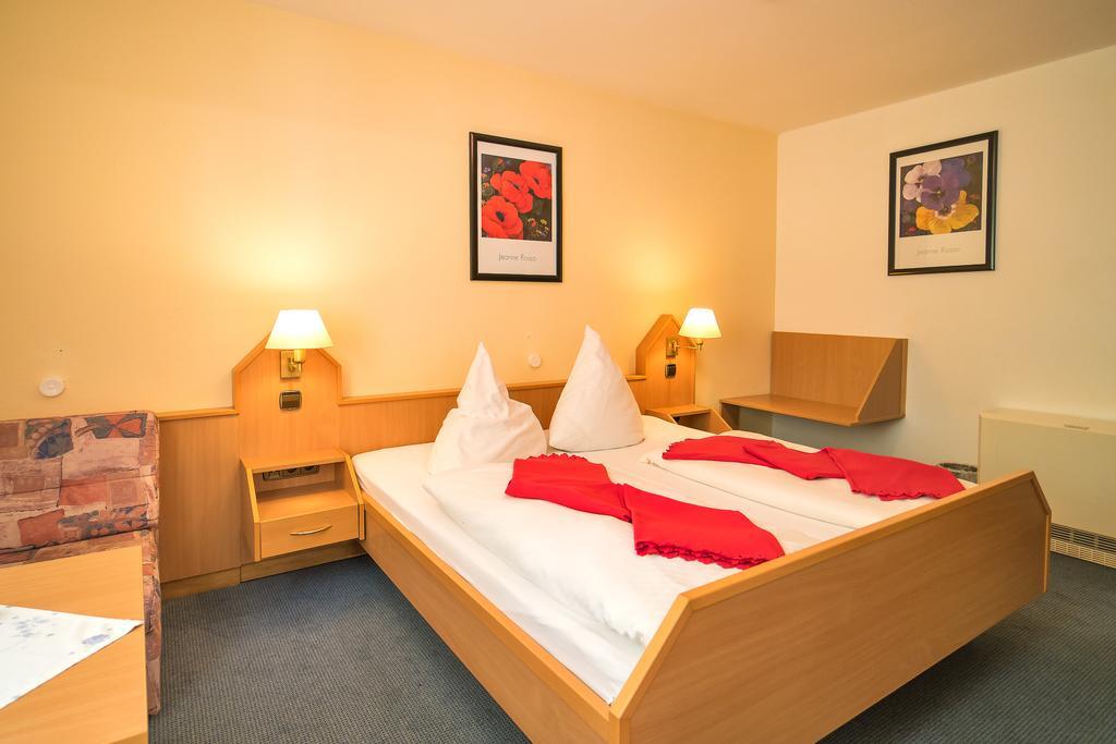 Hotel Zum Lieben Augustin Меерсбург Стая снимка
