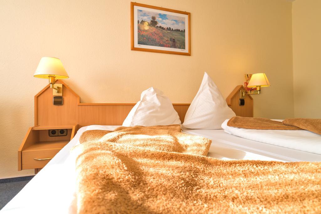 Hotel Zum Lieben Augustin Меерсбург Стая снимка