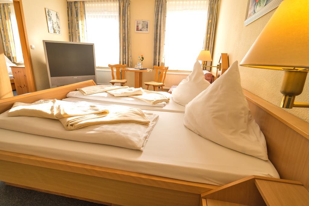 Hotel Zum Lieben Augustin Меерсбург Стая снимка